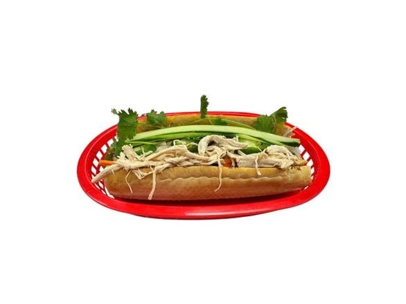 BM3. Chicken Bánh Mì - Bánh Mì Gà Xé.