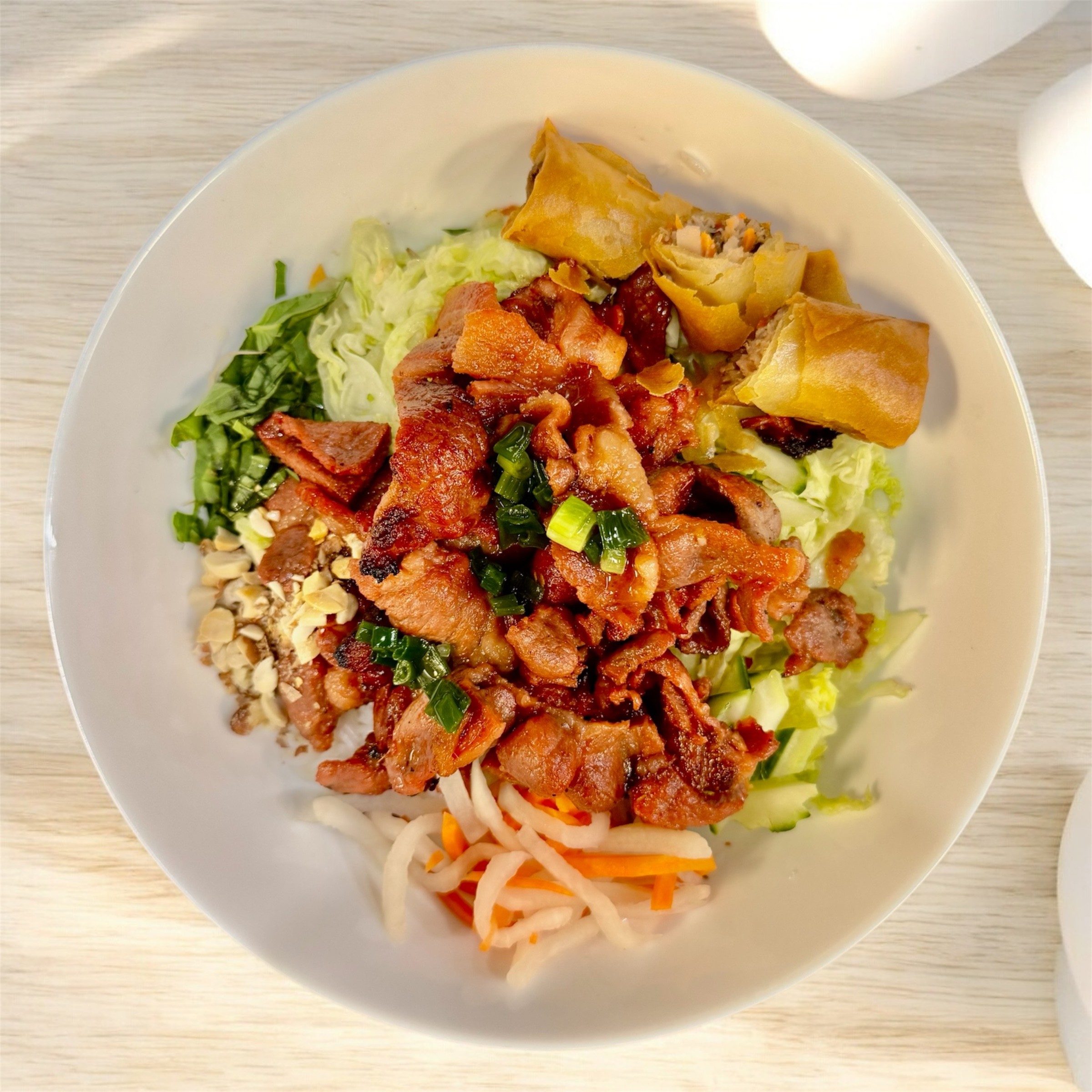 P8. Vietnamese Grilled Pork and Rice Noodles – Bún Thịt Nướng.
